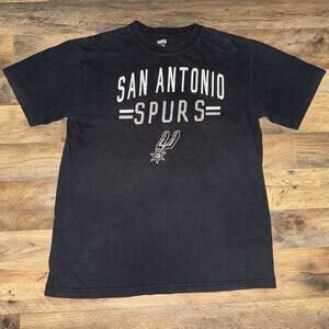 NBA San Antonio Spurs Men’s TShirt Size Large Black Silver
